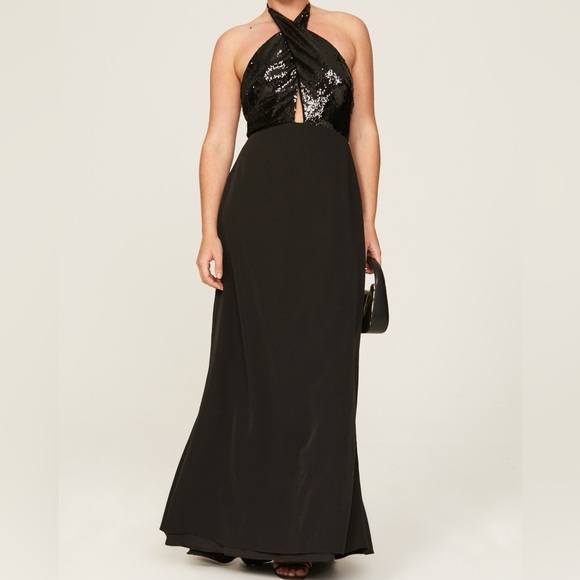 Halston Dresses & Skirts - Halston Lacey Gown, 12